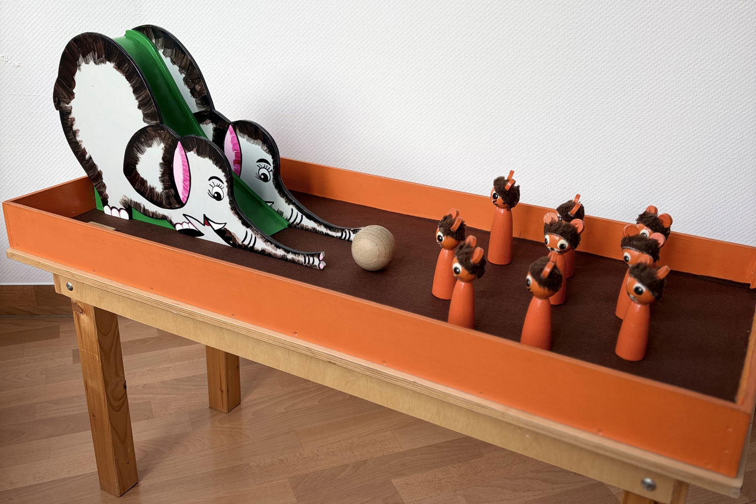 kugelino, kugelbahn, indoor spielplatz, leipzig, spiralbahn, schanzenkegel, schwingbahn, kaskadenbahn